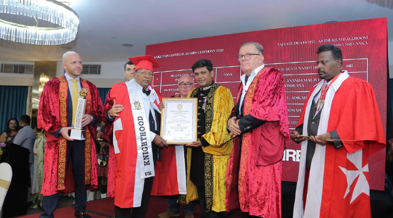 මුහුද යට විසිතුර ලොවට ගෙනයන ලංකාවේ ආනන්ද මලවිපතිරණට බ්රිතාන්යයෙන් නයිට් පදවියක් මුහුද යට විසිතුර ලොවට ගෙනයන ලංකාවේ ආනන්ද මලවිපතිරණට බ්රිතාන්යයෙන් නයිට් පදවියක්
